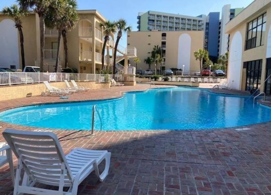 Ocean Front Comfy Condo W/Kitchen, Sleeps 4, Snowbird Paradise Myrtle Beach Zewnętrze zdjęcie